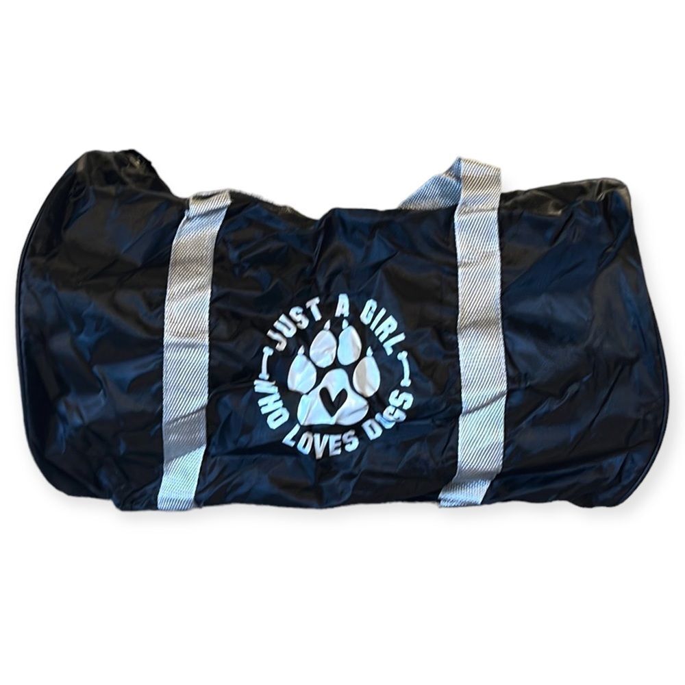 NWT JUST A GIRL WHO LOVES DOGS Duffle Bag